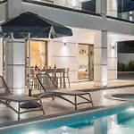 La Bianca Villa *
